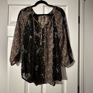 Chic Black Paisley Blouse